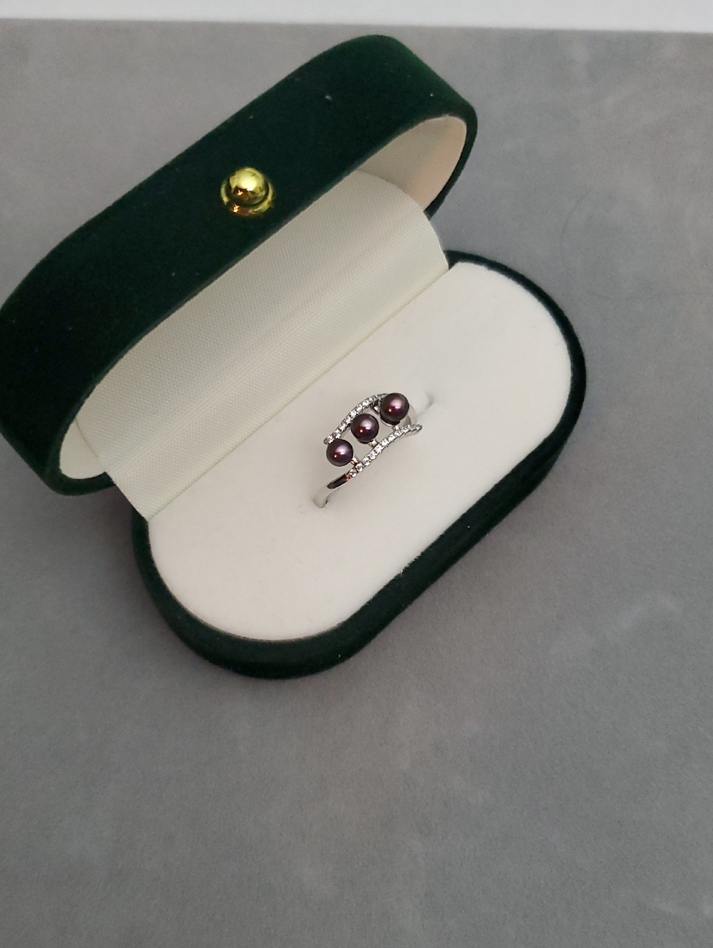 Sterling Silver Triple Lavender Pearl Ring with Cubic Zirconia Accents - Picture 3 of 3